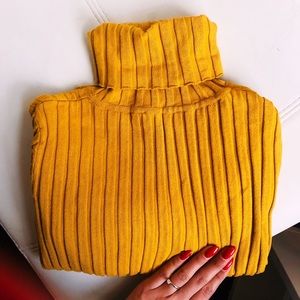 Zara Cropped fit Yellow Turtle Neck Sweater